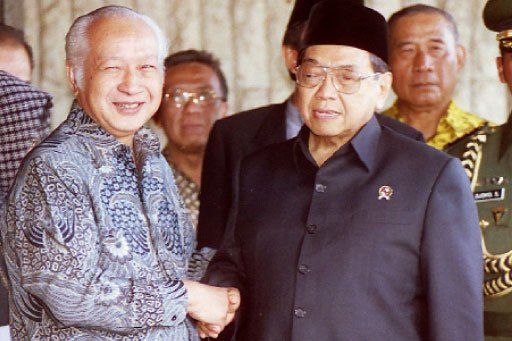 Humor Gus Dur: Hadiah Menyelamatkan Diktator
