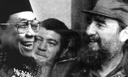 Humor Gus Dur : Guyon dengan Fidel Castro